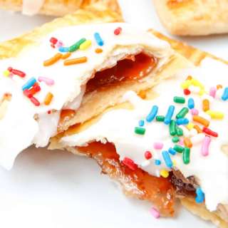 Strawberry Pop Tarts