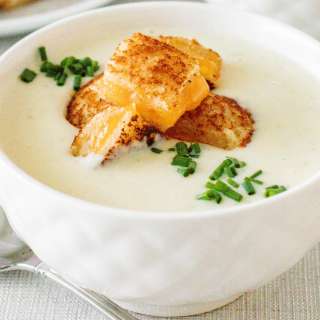 Cauliflower Bisque With Grilled Cheese Croutons