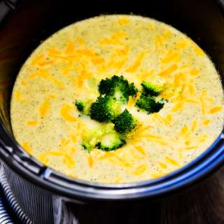 Slow Cooker Broccoli Cheese Soup