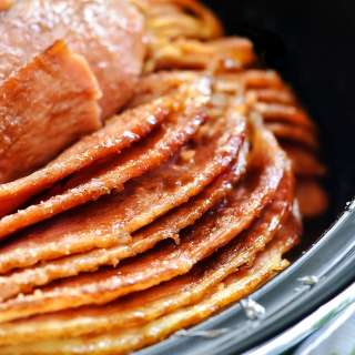 Slow Cooker Honey Glazed Ham
