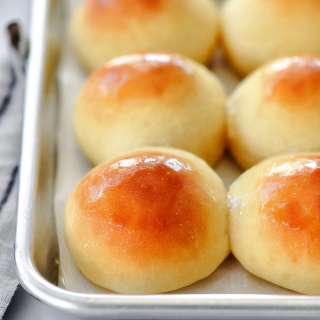 The Best Dinner Rolls