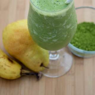 Matcha Pear Green Smoothie