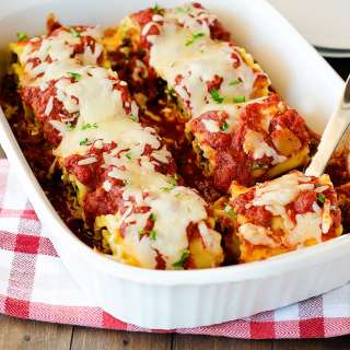 Cheesy Lasagna Roll Ups