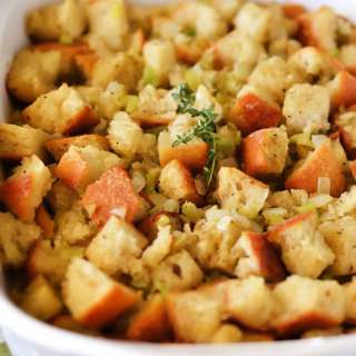 Classic Bread Stuffing