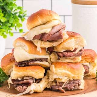 Roast Beef Horseradish Cheddar Sliders