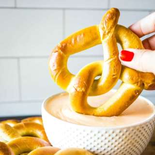 Easy Beer Cheese Dip