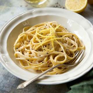 Pasta al Limone (Creamy Lemon Pasta with Parmesan)