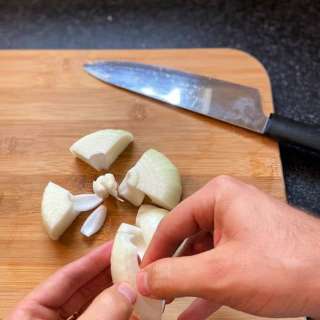 How to Cut an Onion for Kabobs
