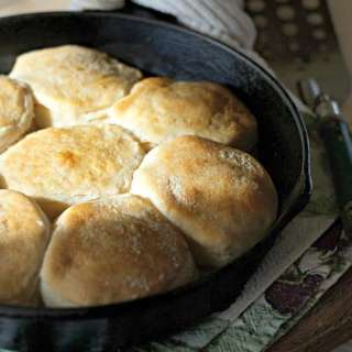 10x Canned Biscuits