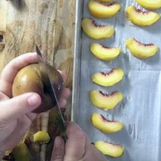 Blanching Peaches