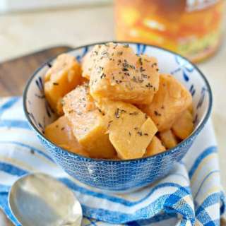 How to Cook Canned Yams on the Stove