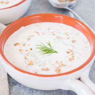 Tarator (Bulgarian Cold Cucumber Soup)