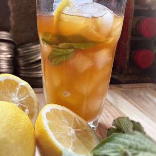 Southern Peach Tea