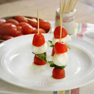 Caprese Salad Appetizers