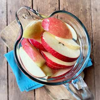 Apple Water