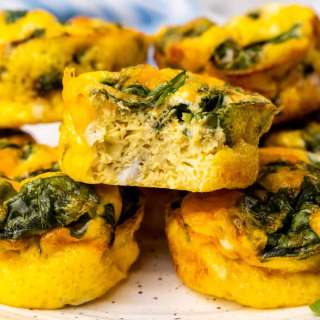 Spinach and Cheese Breakfast Egg Bites