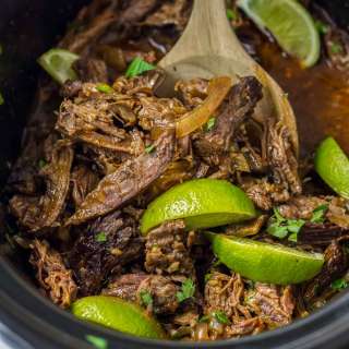 Slow Cooker Copycat Chipotle Barbacoa