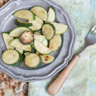 HOW TO COOK ZUCCHINI ON THE STOVE