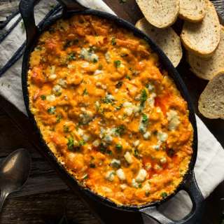 Pressure Cooker Buffalo Chicken Dip