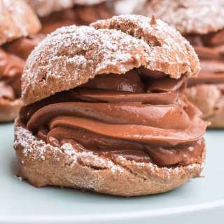Super Easy Chocolate Cream Puffs