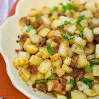 German Pan Fried Potatoes (Bratkartoffeln)