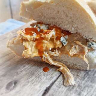Best Cheesy Chicken Submarine Sandwich Recipe (Easy)