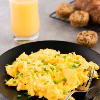 Scrambled Eggs Recipe (Fluffy and Moist)