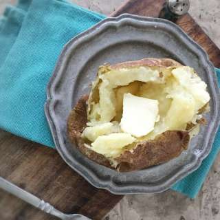 How to Microwave a Baked Potato