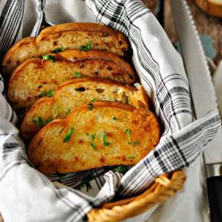 4 Ingredient Easy Texas Toast