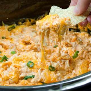 Crock Pot Buffalo Chicken Dip