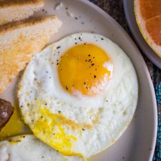 Air Fryer Fried Eggs Recipe