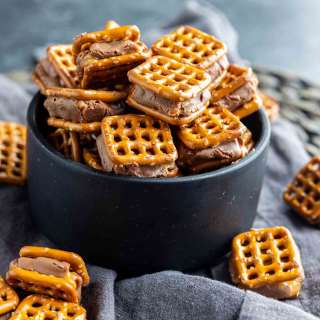 Snickers Pretzel Bites