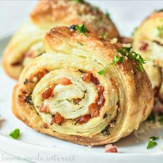 Parmesan Puff Pastry Pinwheels