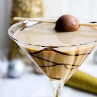 Salted Caramel Chocolate Martini