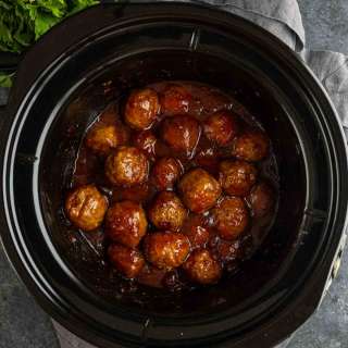 Crock Pot Meatballs in Grape Jelly Chili Sauce
