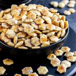 Seasoned Ranch Oyster Crackers