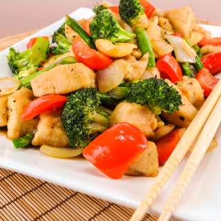 Sriracha Honey Cashew Chicken