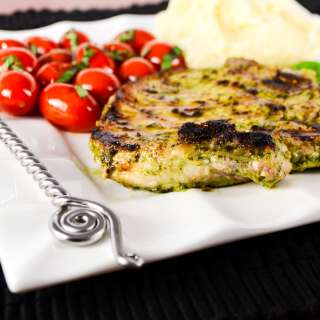 Basil-Garlic Rubbed Pork Chops