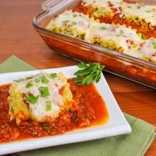 Spinach Lasagna Roll-Ups with a Slow-Simmered Meat Sauce