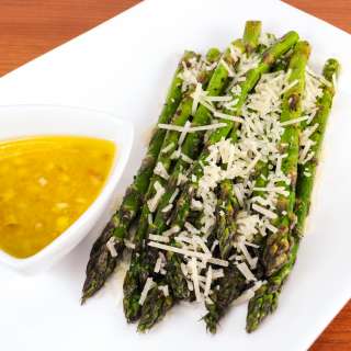 Pan-Grilled Asparagus with Lemon Shallot Vinaigrette