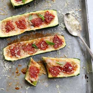 Zucchini Boat Pizzas (Low-Carb & Gluten-free)