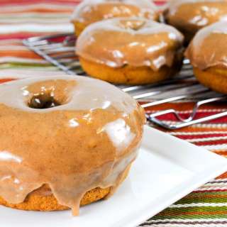 Baked Pumpkin Donuts with Maple-Cinnamon Glaze