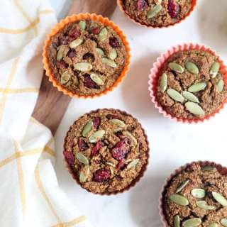 Healthy Pumpkin Muffins (Gluten-free & Fruit-sweetened)