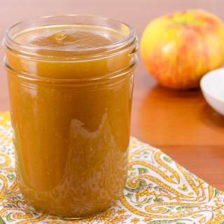 Homemade Cinnamon Applesauce