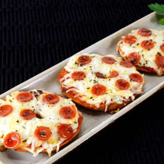 Mini Bagel Pizzas