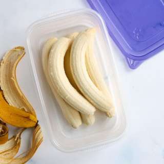 How to Freeze Bananas