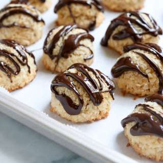 Vegan Coconut Macaroons