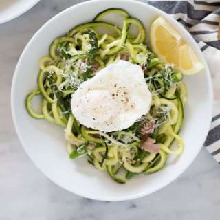 Zoodles with asparagus and prosciutto
