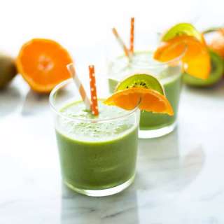 Kiwi Satsuma Green Smoothie