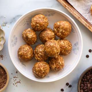 Peanut Butter Protein Balls